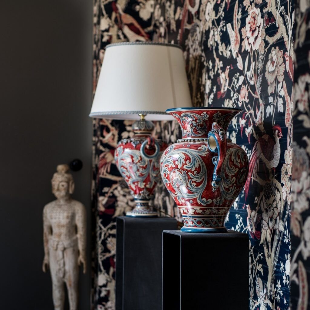 Hand-painted Caltagirone ceramic lamp and vase